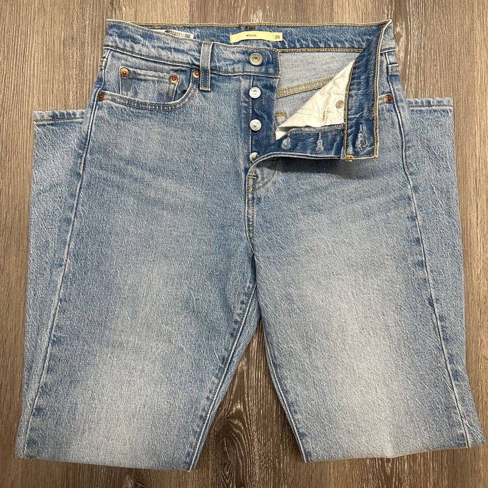 Levi’s high rise jean shorts